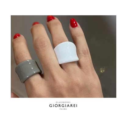 Gris