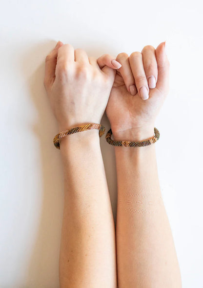 ROLL-ON® FRIENDSHIP BRACELETS CHESTNUT