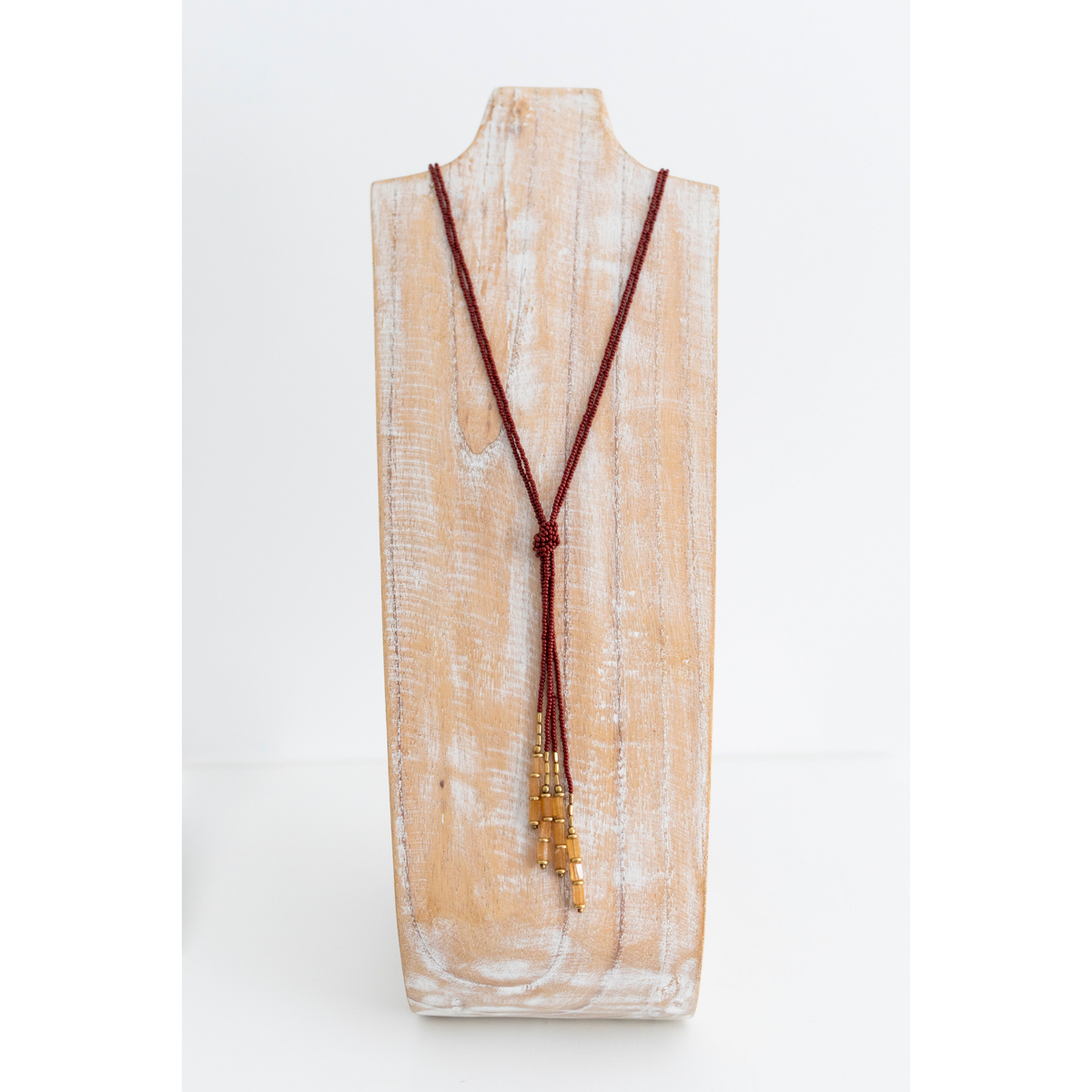 Hema Knot - Garnet -