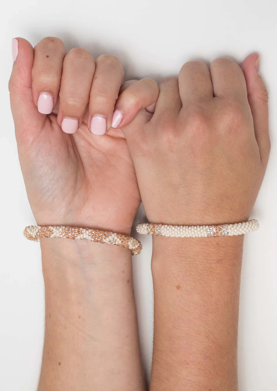 ROLL-ON® FRIENDSHIP BRACELETS Rosé All Day