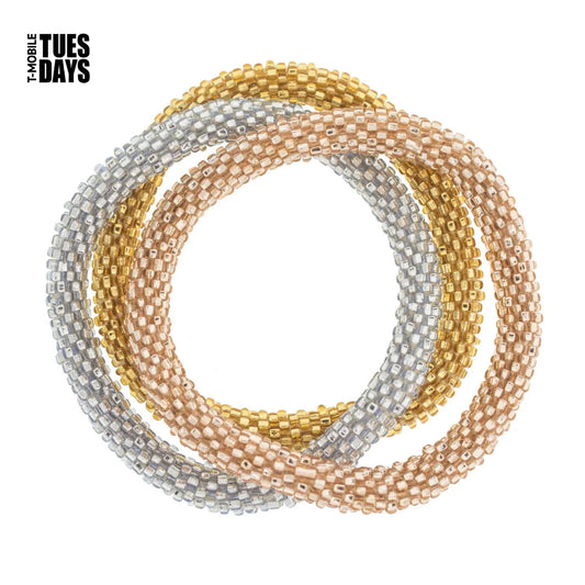 T-Mobile Tuesdays | Set of 3 Chic Happens