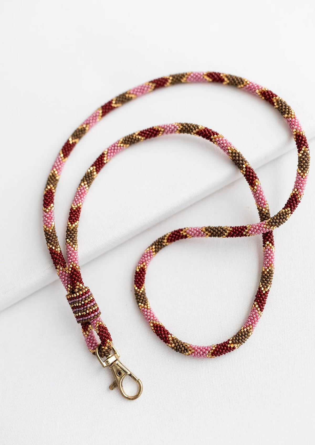 The Roll-On® Lanyard
Garnet