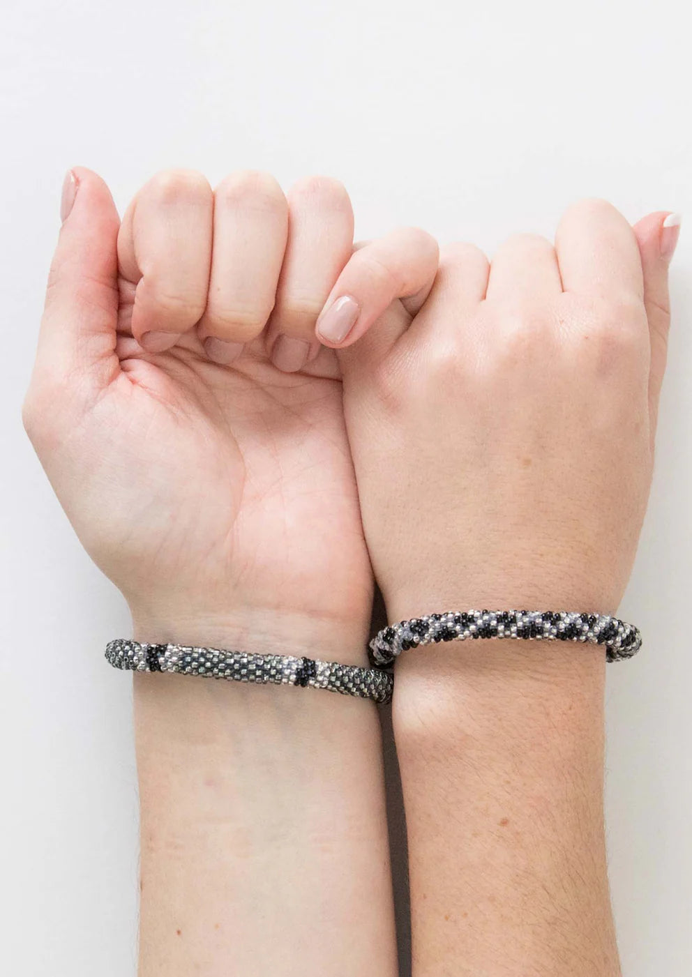 ROLL-ON® FRIENDSHIP BRACELETS PLATINUM
