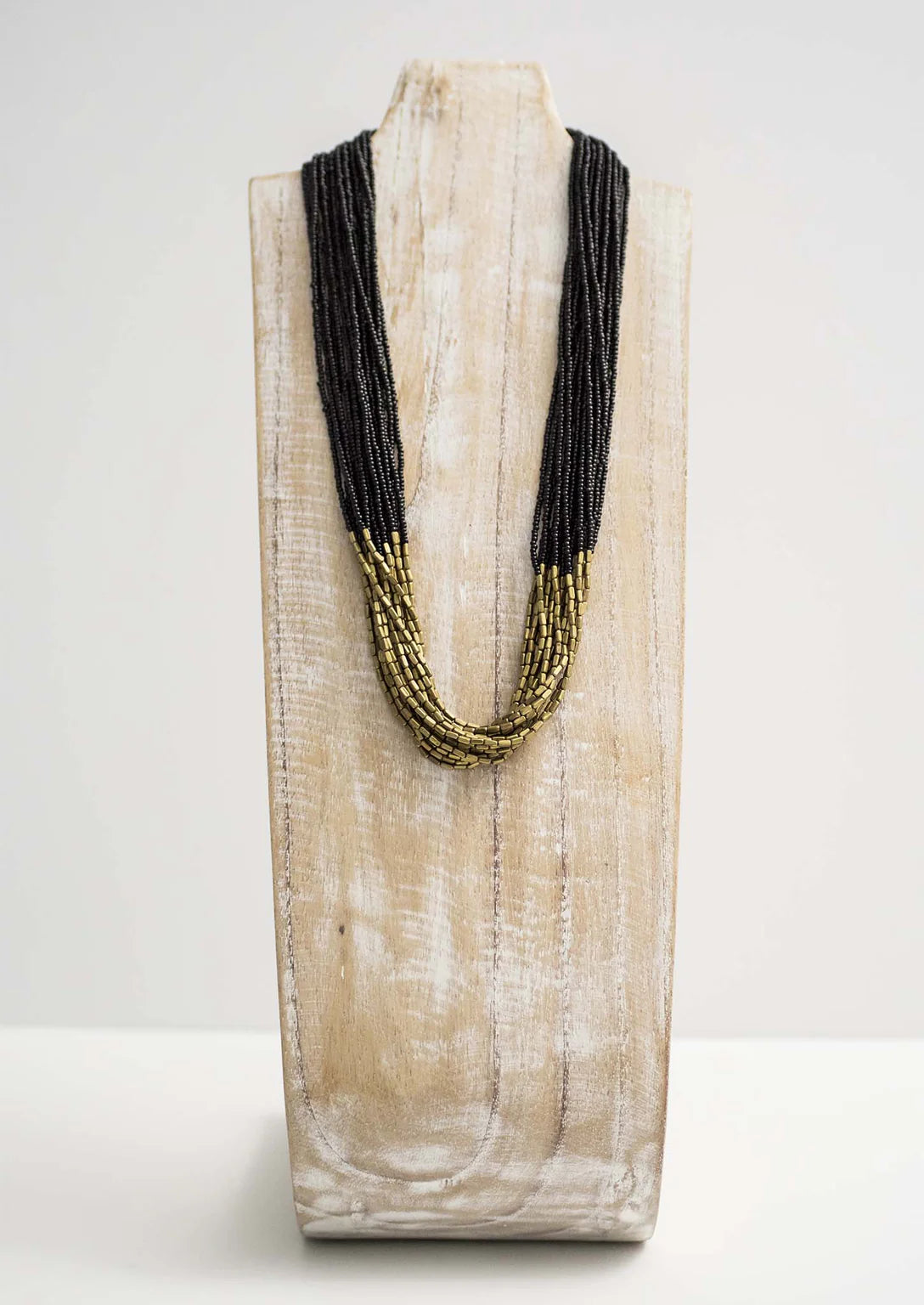 Hema Necklace Black